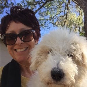 Meet your Posher, Suzanne